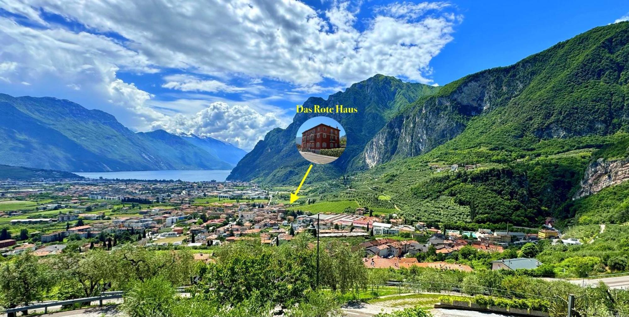 Das Rote Haus Riva del Garda Buitenkant foto