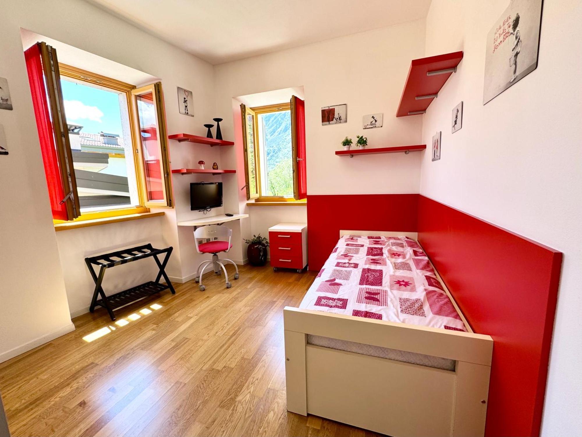 Das Rote Haus Riva del Garda Buitenkant foto